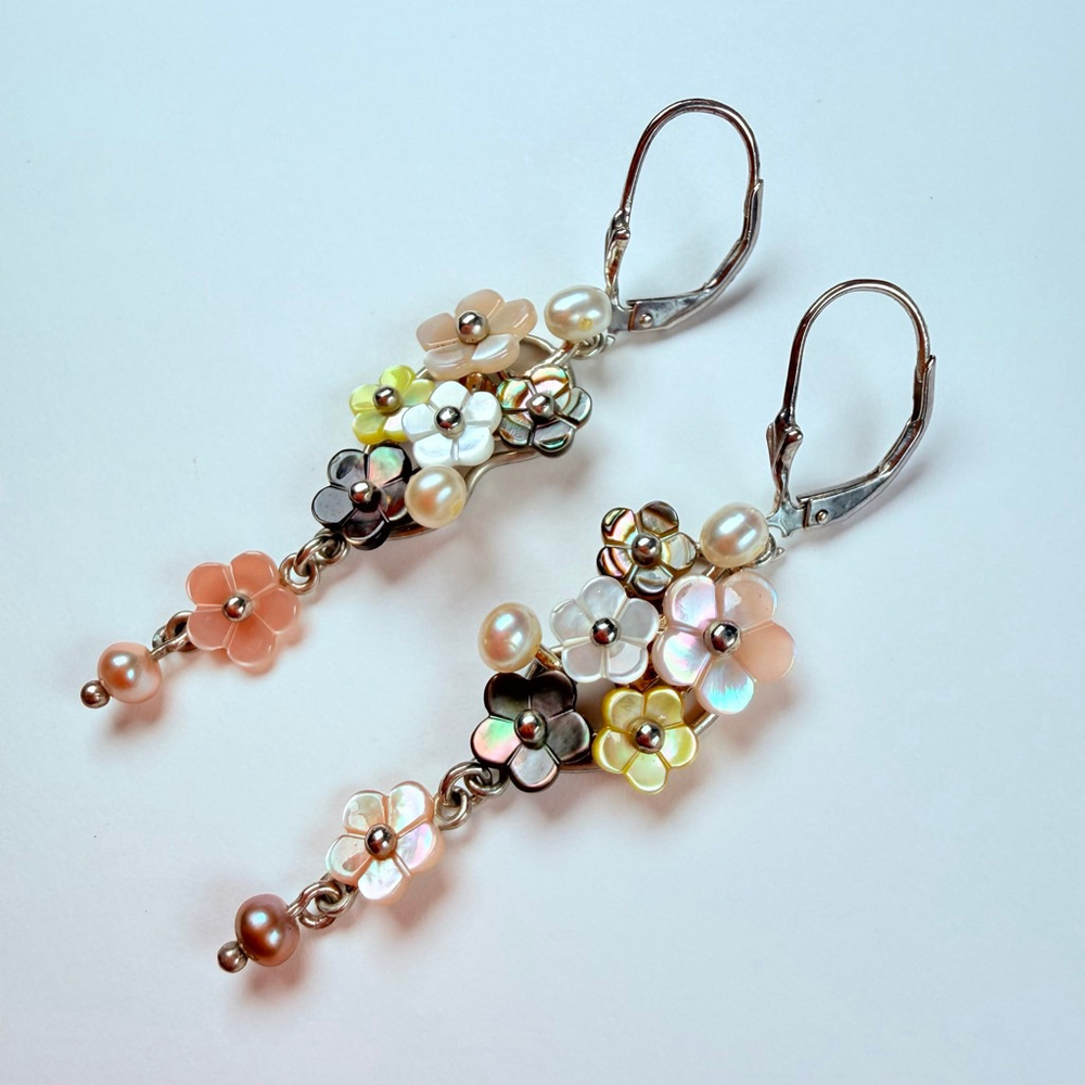 🎉Sold🎉 Whitney Kelly MOP Pearl Mosaic Flower Sterling Silv Dangle Drop Earrings - Picture 3 of 9